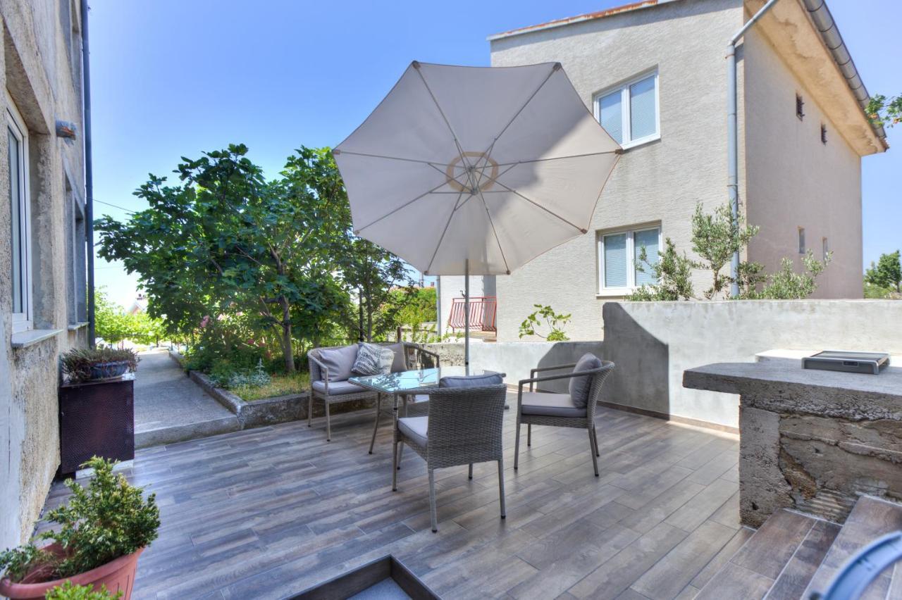 Apartments Kristijan Senj  Eksteriør billede